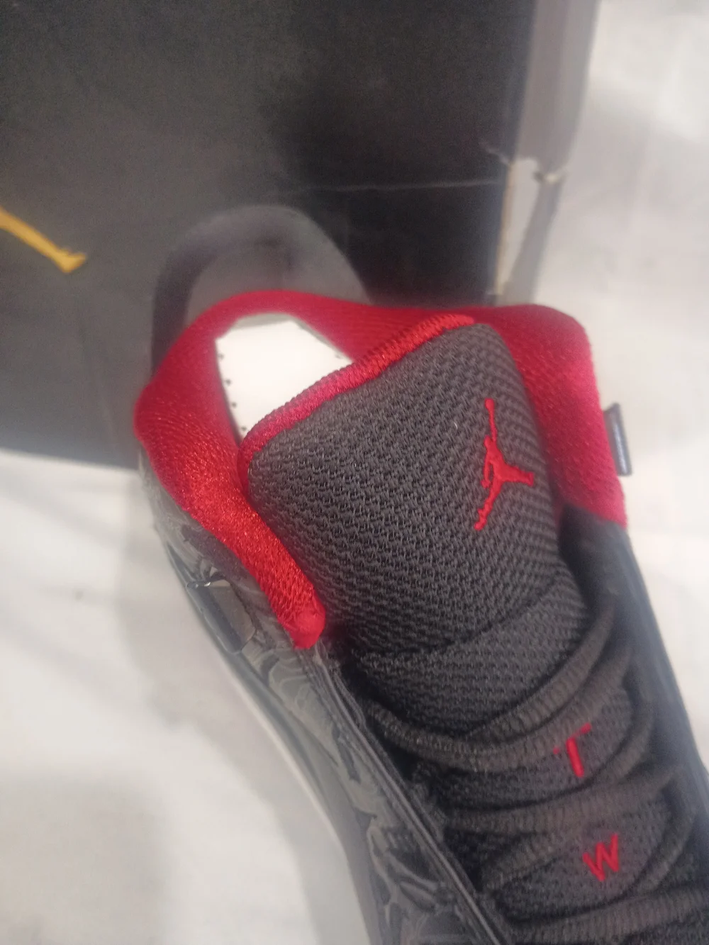 Jordan Dub Zero Shoe Box - Black/Gold